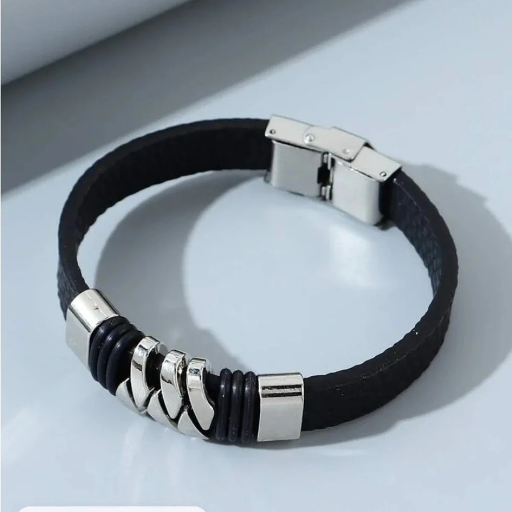 BLACK STAINLESS STEEL LEATHER BRACELET SILVER AND GOLD